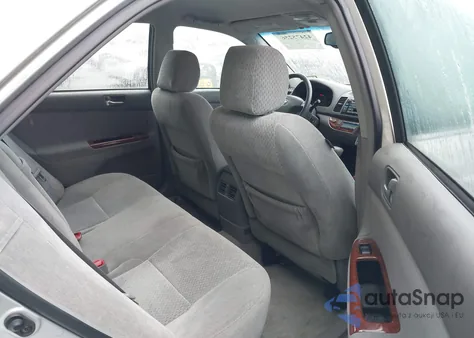 2004 Toyota Camry Xle from USA, damaged, VIN 4T1BE30K14U913017